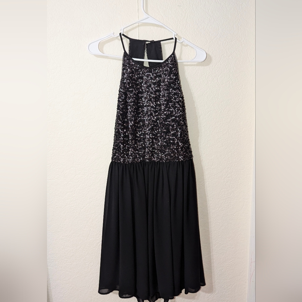 Vera Wang Sequined Halter Open Back Mini Dress Size 6